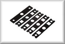 Isoplatten Set, zum einstellen des Abstandes Schleifer - Kontaktschiene, bestehend aus Grundplatte 1mm, 2x Isoplatten 1.00 mm und 2x Isoplatten 0.6 mm