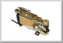 Circuit-breaker suitable for nearly all 800 locomotives, spare parts on inquiry, price per piece.